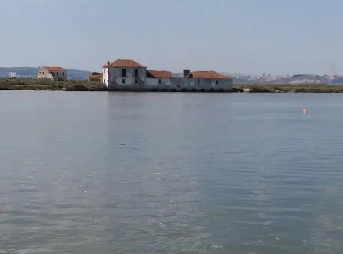 Casa Do Rio - Riverside House Seixal (Setubal)